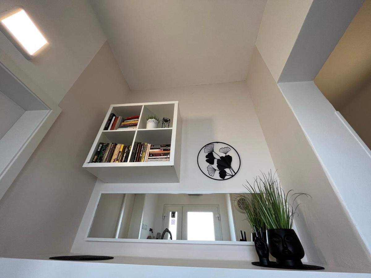 Apartment Check In Pula Luaran gambar