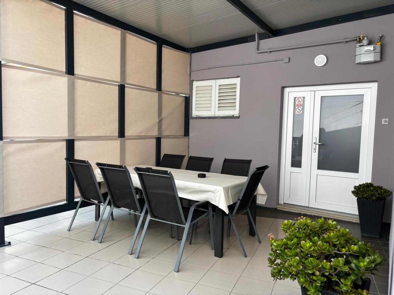 Apartment Check In Pula Luaran gambar