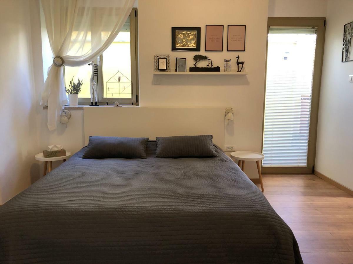 Apartment Check In Pula Luaran gambar