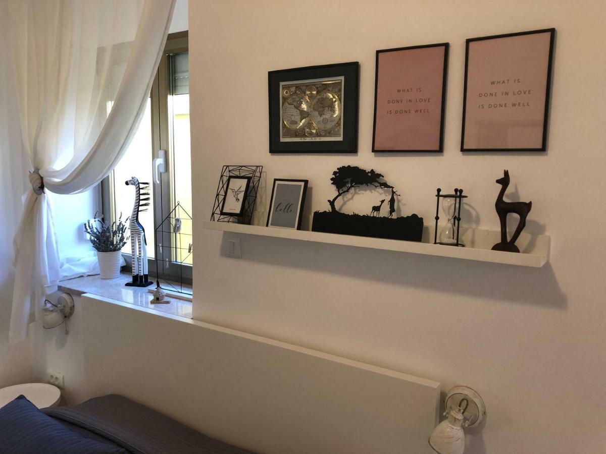 Apartment Check In Pula Luaran gambar