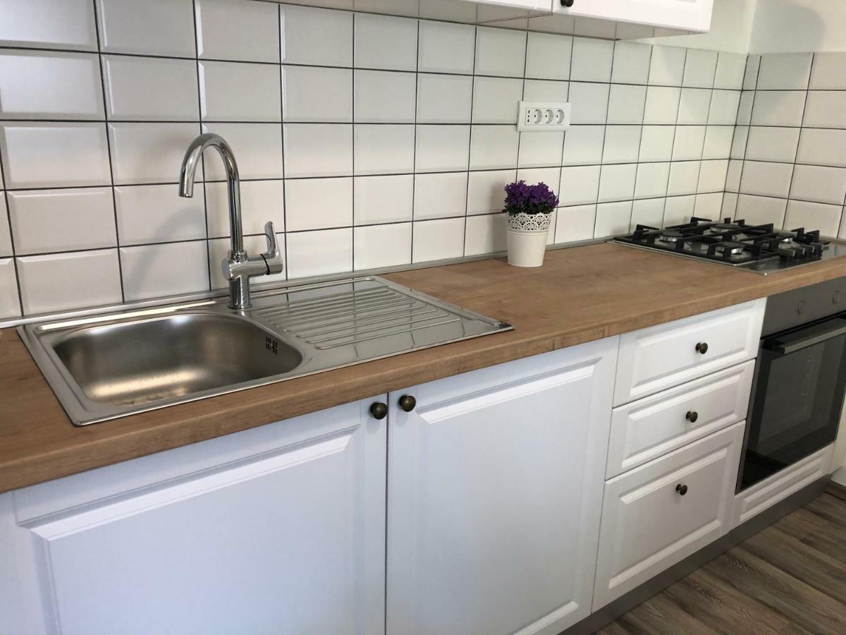 Apartment Check In Pula Luaran gambar